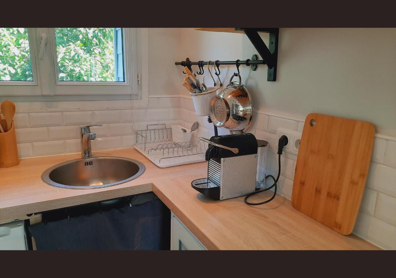 Le3Bismyosotis Apartment มัสซี ภายนอก รูปภาพ